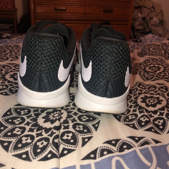 Nike Running Shoes - Picture 3 of 5